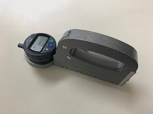 Alat Ukur Regangan Mikro dengan Digital Display Type Micro Strain Gauge MSG-D1